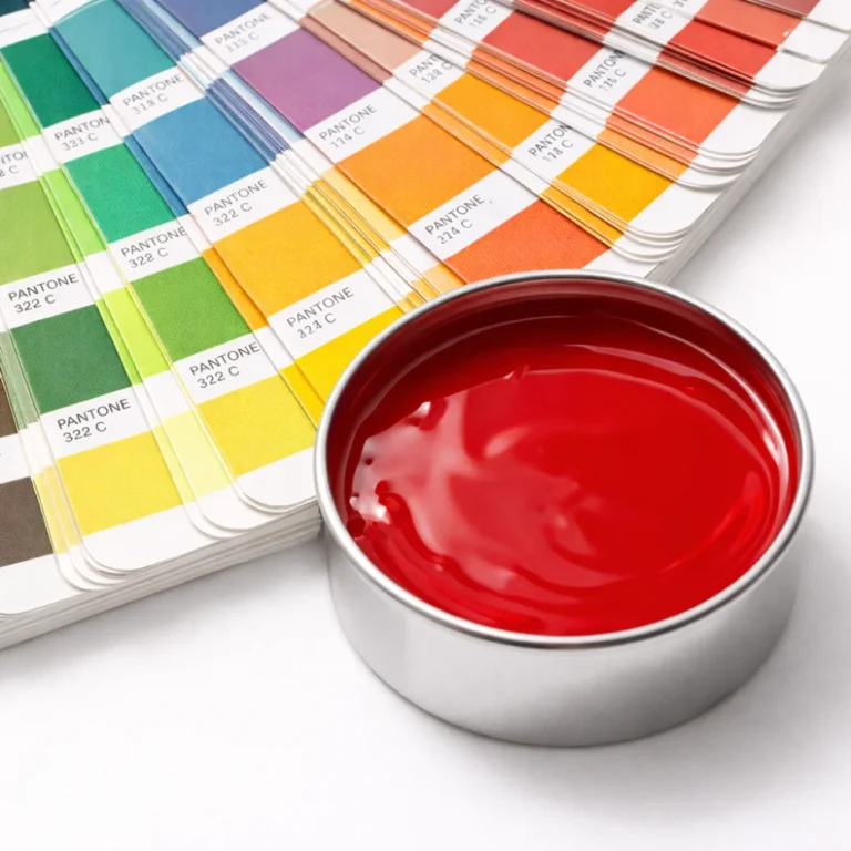 Ppantone swatches and red ink display